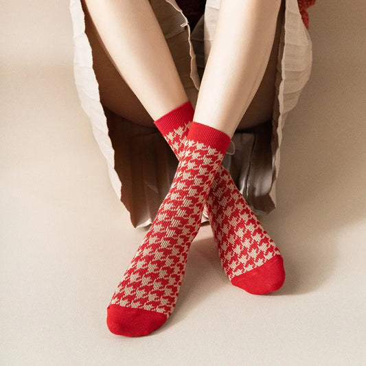 Red Vintage Socks 5-Pack – Retro Style Meets Everyday Comfort